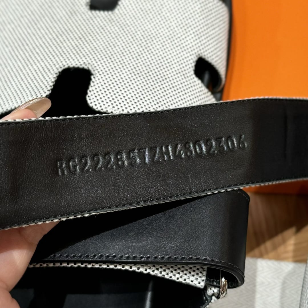 Sandales Chypre Hermès Noir & Blanc Crème